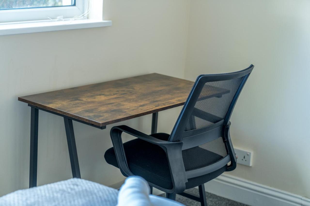 Redhill Surrey 2 Bedroom Pet Friendly Apartment By Sublime Stays Exterior foto